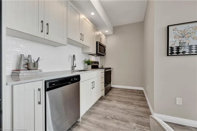 Additional image 7 of 60 Charles St Unit 2805