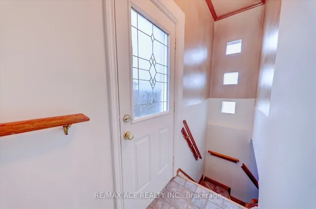 Additional image 23 of 31 Crosland Dr