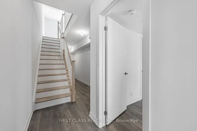 Additional image 5 of 7 Spruce Pines Cres