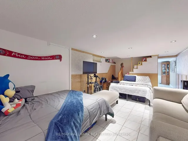 Additional image 13 of 395 Crawford St