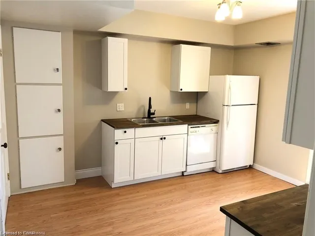 Additional image 5 of 485 Park St