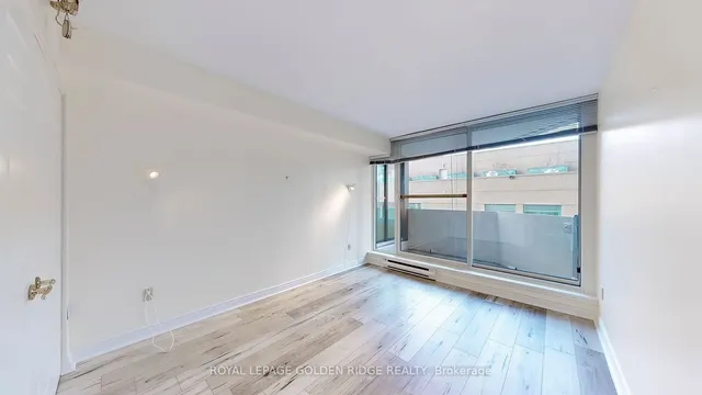 Additional image 25 of 65 Spring Garden Ave Unit 304