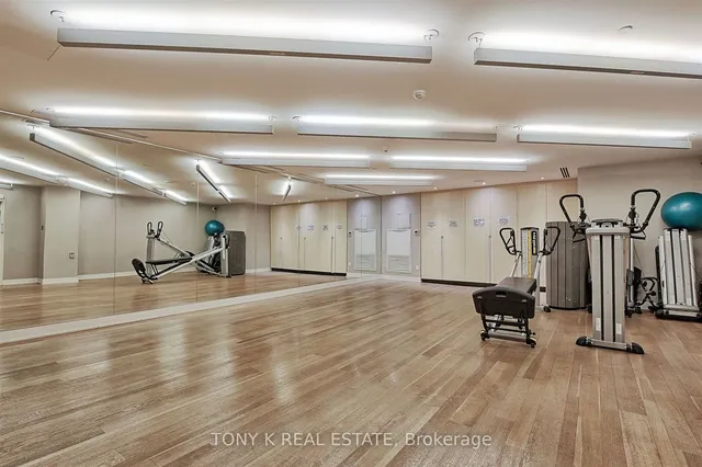 Additional image 13 of 30 Roehampton Ave Unit 609