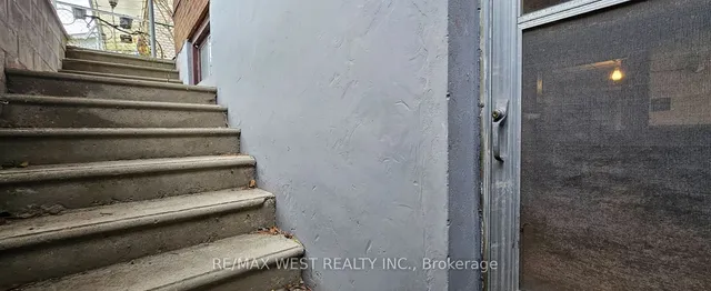 Additional image 26 of 18 Richgrove Dr