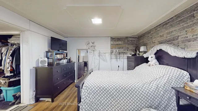 Additional image 26 of 188 Pleasant Ave