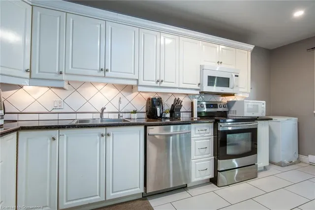 Additional image 17 of 48 Windom Rd Unit G