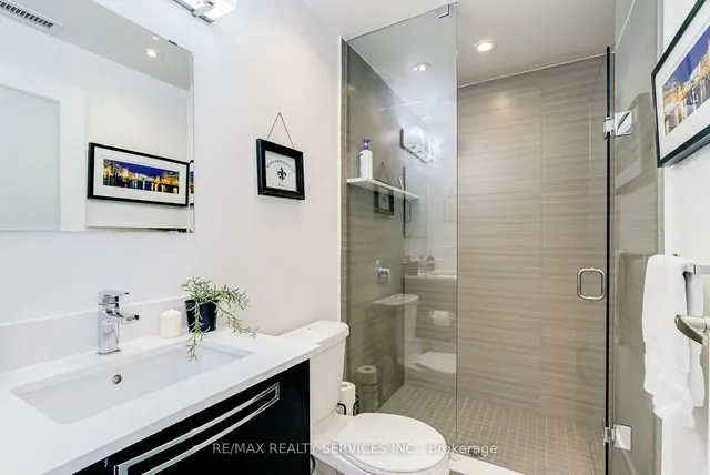 Additional image 28 of 588 Annette St Unit 503