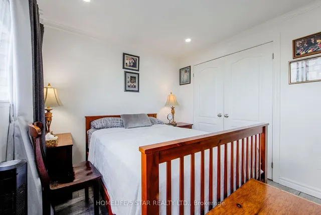 Additional image 20 of 5 SUNNY GLENWAY Unit 320