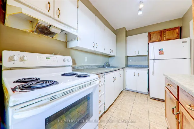 Additional image 15 of 1 Massey Sq Unit 914