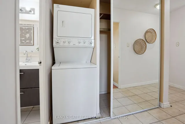 Additional image 25 of 260 Seneca Hill Dr Unit 702