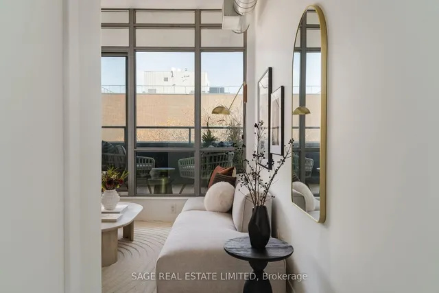 Additional image 16 of 549 King St Unit 502