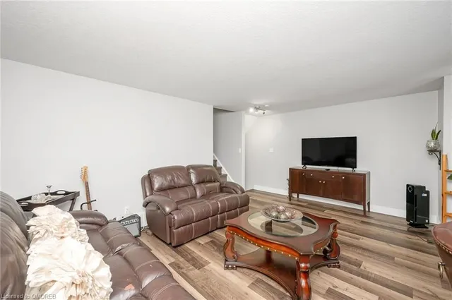 Additional image 16 of 94 Rochefort St