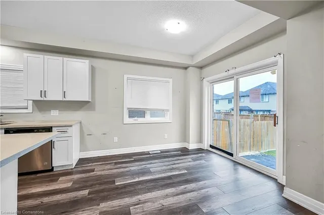 Additional image 12 of 31 Pondcliffe Drive Dr