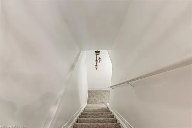 Additional image 26 of 250 Apple Hill Crescent Cres