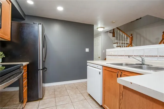 Additional image 20 of 43 Cotton Grass St