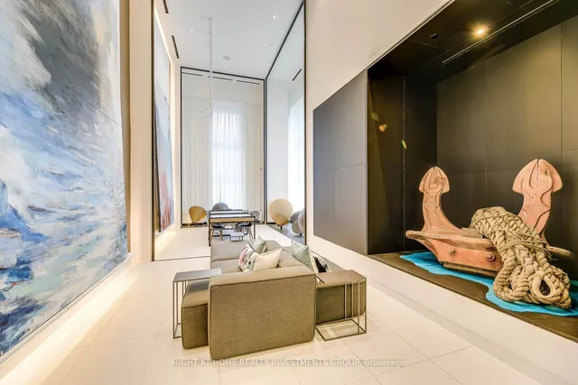 20 Richardson St Unit 810