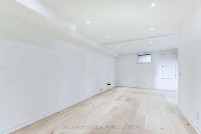 Additional image 32 of 73 Melville Ave