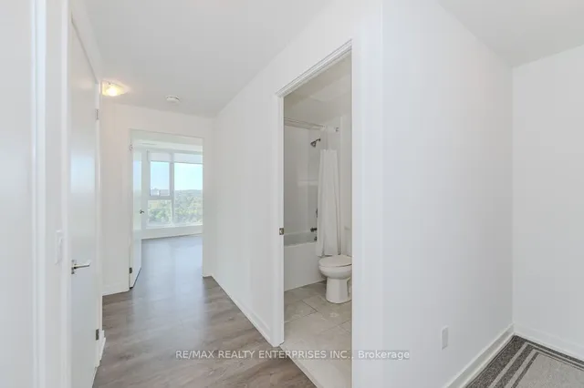 Additional image 4 of 55 Duke St Unit 1108