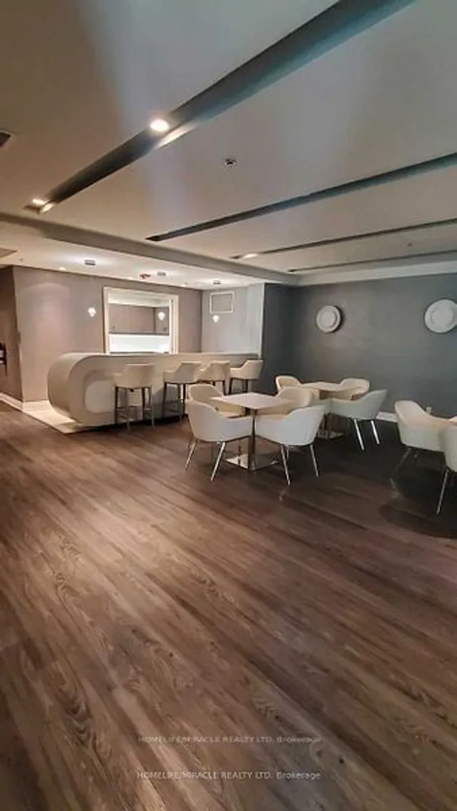 Additional image 21 of 80 Esther Lorrie Dr Unit 410