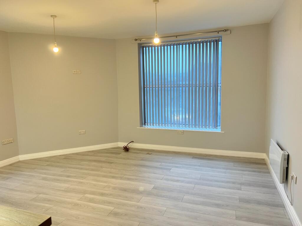 Additional image 3 of High Street, Street, Somerset BA16 0EB