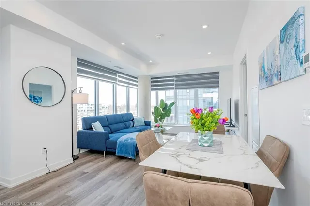 Additional image 12 of 15 Wellington St Unit 612