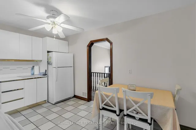 Additional image 8 of 7 Canton Ave