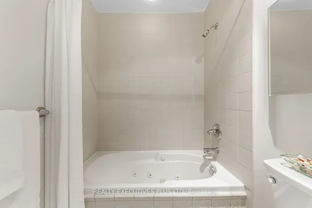 Additional image 24 of 1 Leaside Park Dr Unit 709