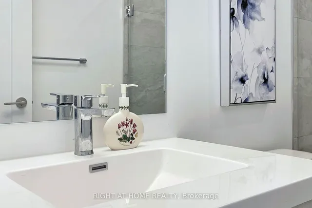 Additional image 18 of 286 Main St Unit 1012