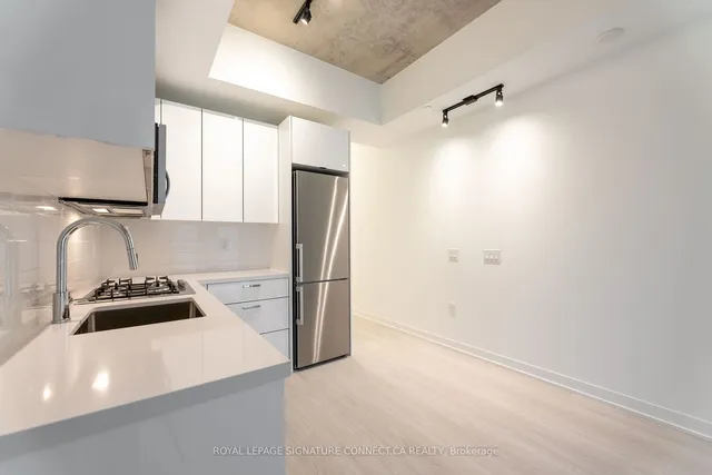 Additional image 6 of 195 McCaul St Unit 714