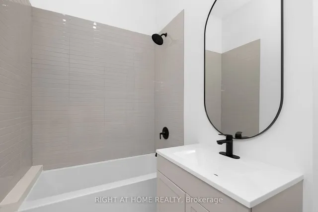 Additional image 20 of 50A Lanark Ave