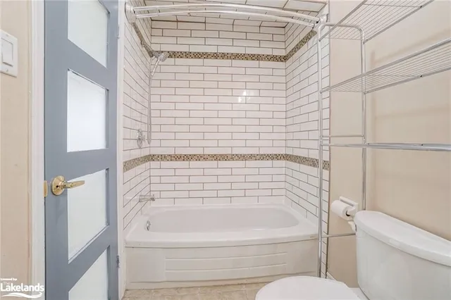 Additional image 12 of 214 Gerrard St