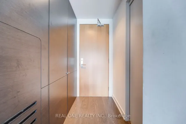 Additional image 6 of 629 King St Unit 913