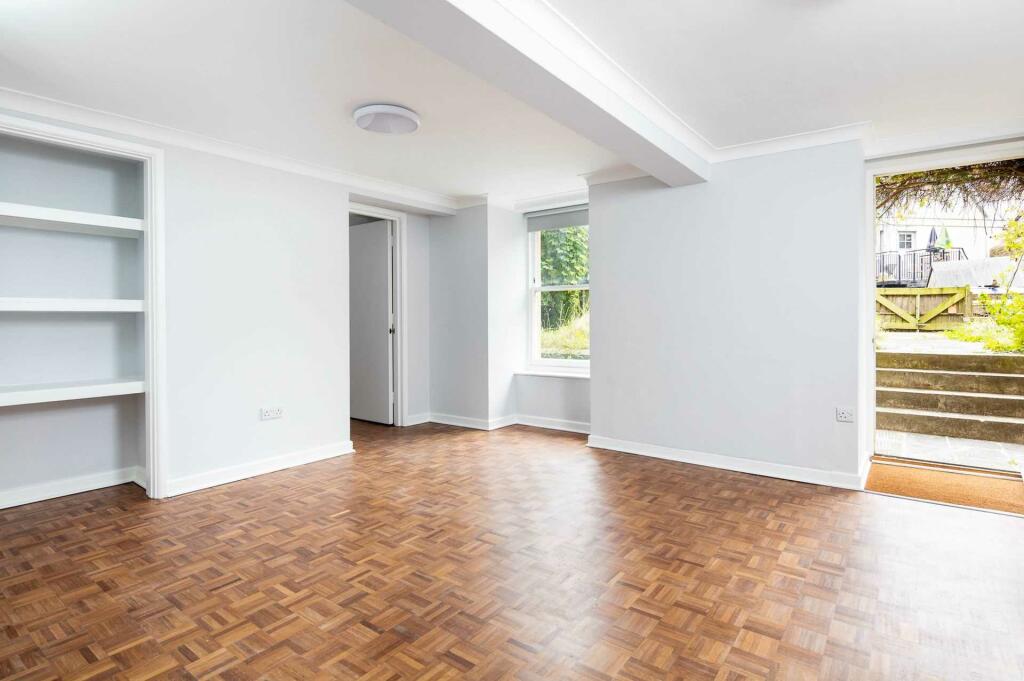 Additional image 3 of Laura Place