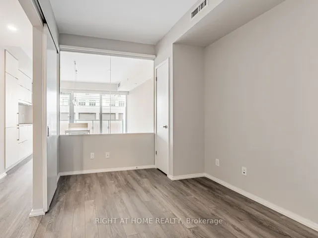 Additional image 16 of 197 Yonge St Unit 1204