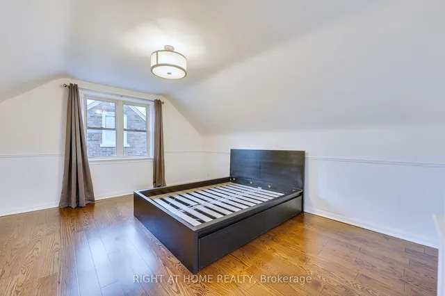 Additional image 11 of 6 Adele Ave