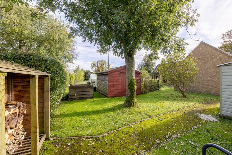 Additional image 16 of Detached 4 bedroom bungalow on the edge of Charlton Musgrove.