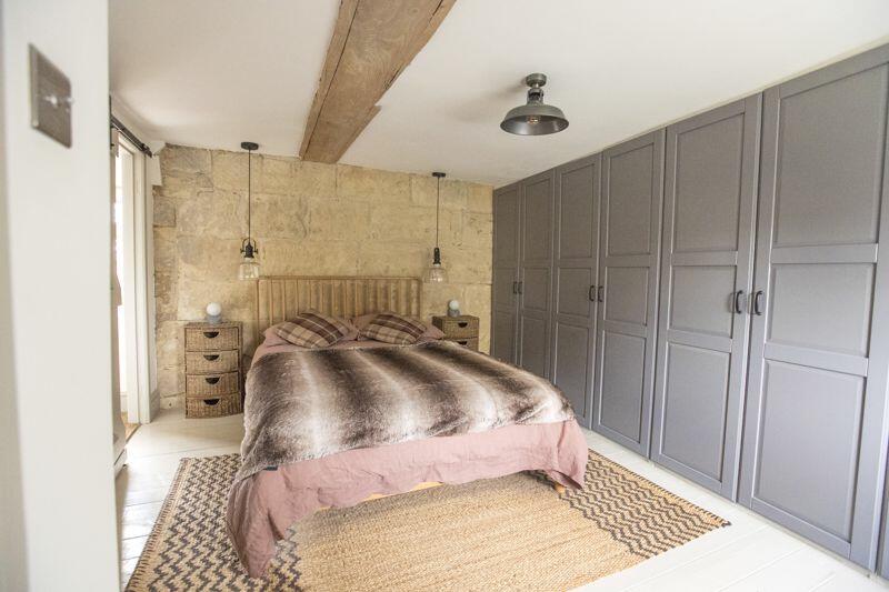 Additional image 6 of Holt