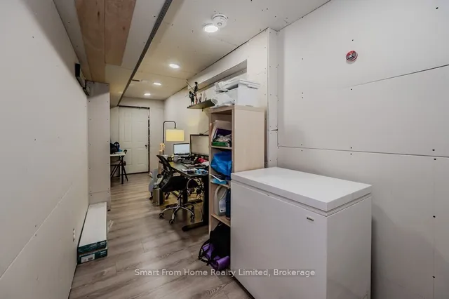 Additional image 28 of 87 Hollybrook Tr