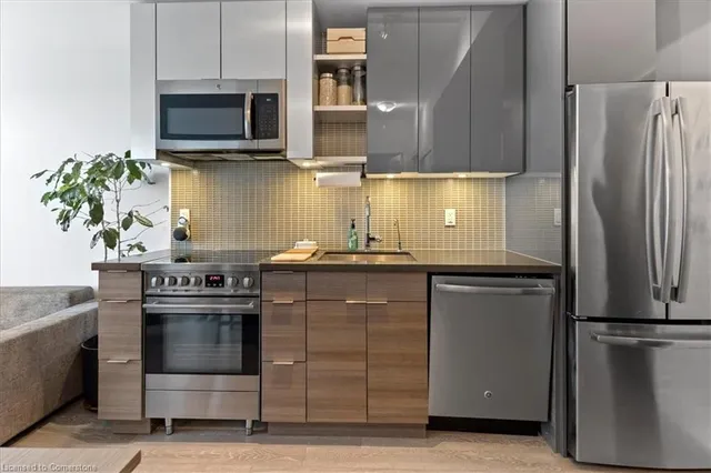 Additional image 35 of 33 Shore Breeze Dr Unit 1105