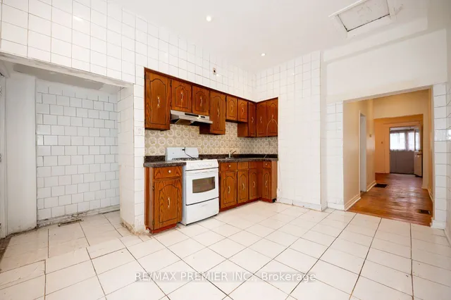 Additional image 19 of 20 Howick Ave