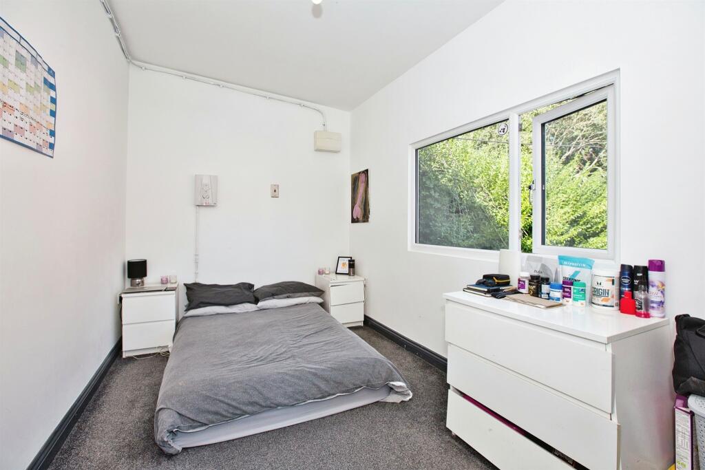 Additional image 12 of Shelley Close, Yeovil