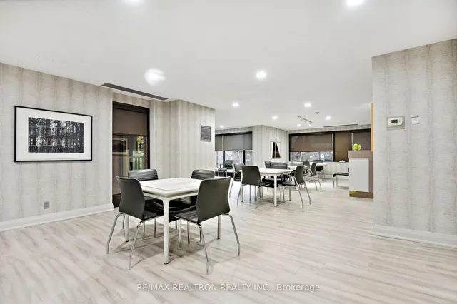 Additional image 23 of 449 Walmer Rd Unit 401