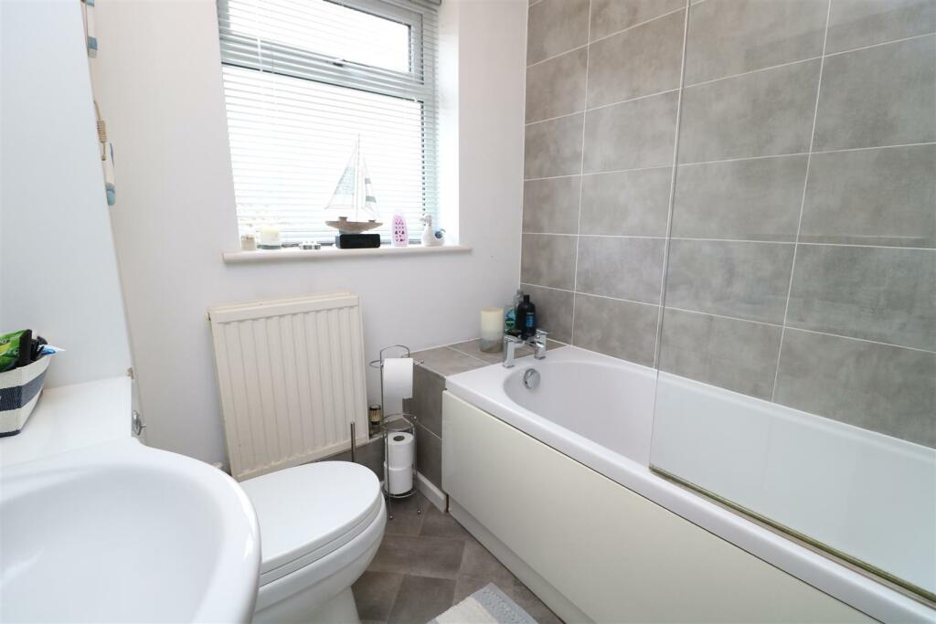 Additional image 9 of Rocher Close, Westbury