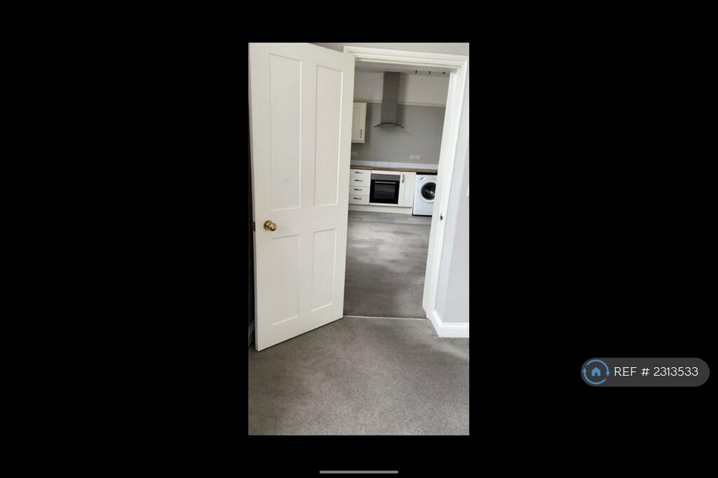Additional image 3 of High Street, Glastonbury, BA6