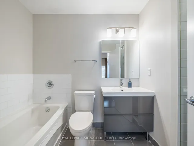 Additional image 30 of 33 Lombard St Unit 3401