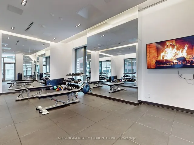 Additional image 22 of 2221 YONGE St Unit 5109