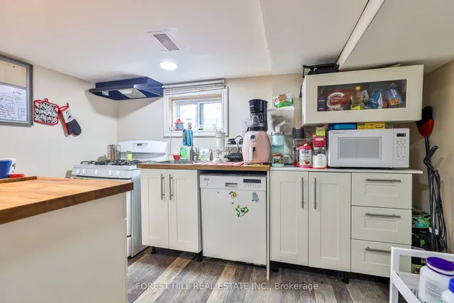 Additional image 14 of 74 Amherst Ave