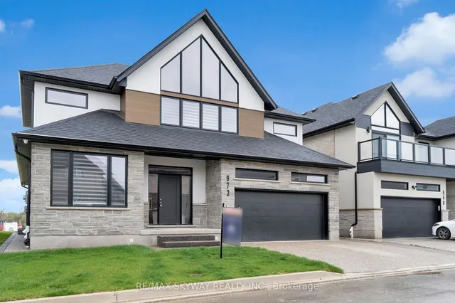 Additional image 2 of 972 Stonecliffe Walk Unit 18