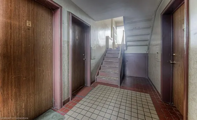 Additional image 23 of 15 Floral Cres