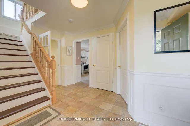 Additional image 3 of 6 Resurrection Dr